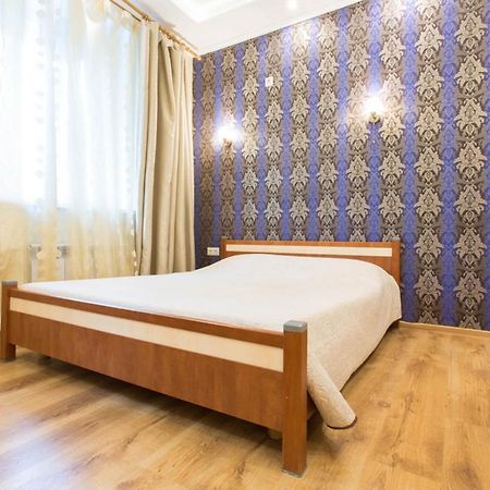 Modern New Studio - Maika Yohansena Str 18A Charkov Buitenkant foto